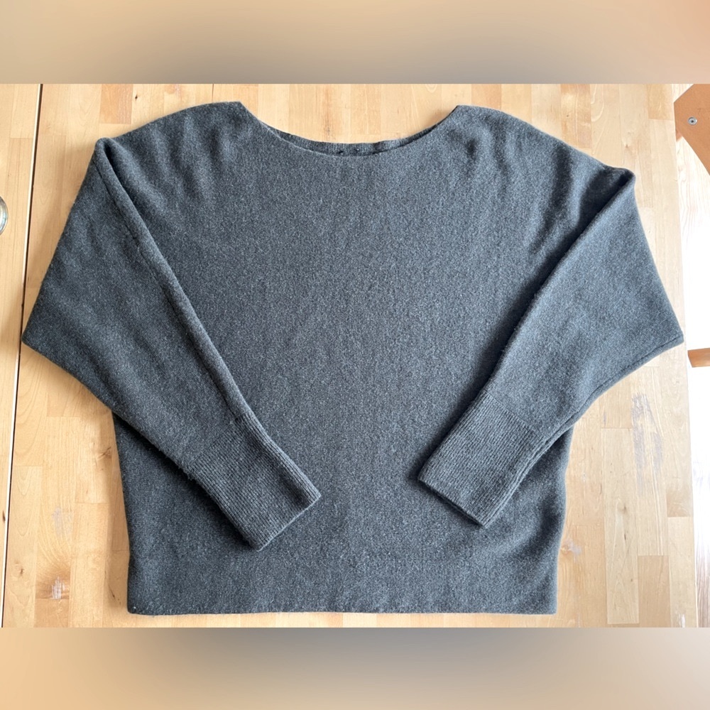 Naadam Wedge Luxe Cashmere Olive Green Sweater Small S